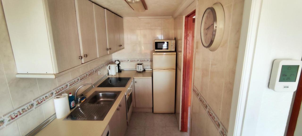 דירות טורמולינוס Apartamento Con Vistas Al Mar En Puerto Marina מראה חיצוני תמונה